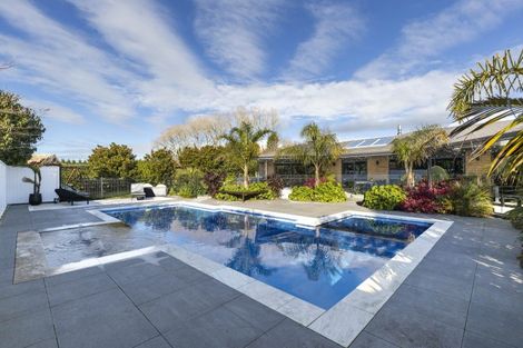 Photo of property in 1230 Egmont Road, Egmont Village, New Plymouth, 4372