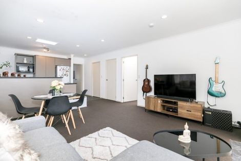 Photo of property in 4/201 Massey Street, Frankton, Hamilton, 3204