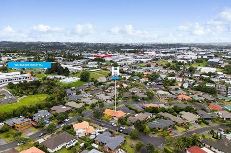 Photo of property in 2 Jubaea Place, Henderson, Auckland, 0610