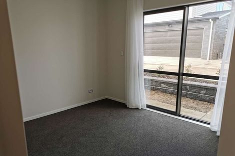 Photo of property in 98 Cardiff Road, Pakuranga, Auckland, 2010