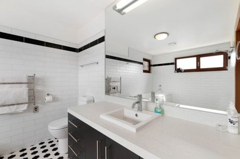 Photo of property in 130 Brownston Street, Wanaka, 9305