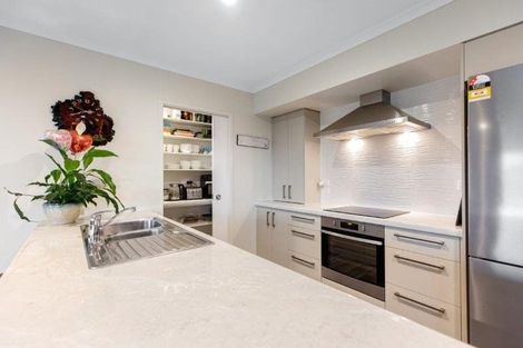 Photo of property in 2 Dayna Avenue, Ohauiti, Tauranga, 3112