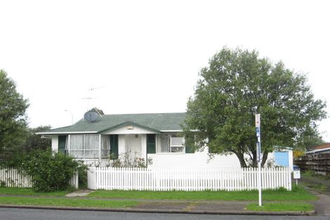 Photo of property in 4 Casuarina Road, Half Moon Bay, Auckland, 2012