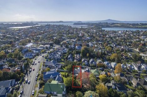 Photo of property in 1 Ara Street, Remuera, Auckland, 1050