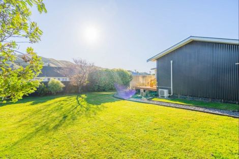 Photo of property in 4 Gray Street, Pukerua Bay, 5026