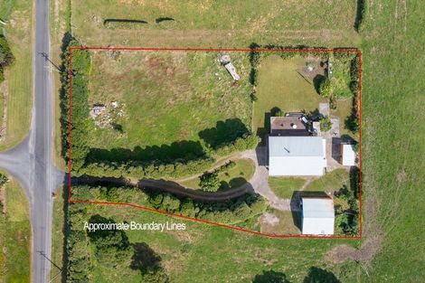 Photo of property in 246 Stent Road, Warea, New Plymouth, 4381