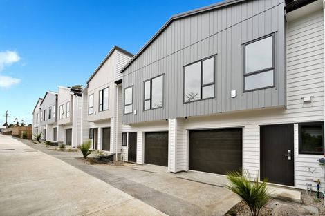 Photo of property in 1/30a Tirimoana Road, Te Atatu South, Auckland, 0602