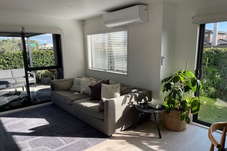 Photo of property in 94a Bay Street, Red Beach, 0932