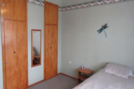 Photo of property in 28 Leonard Street, Waimate, 7924