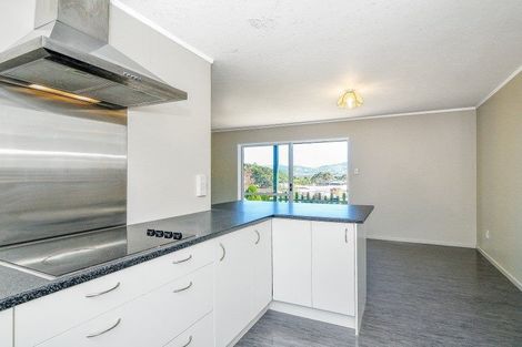 Photo of property in 19 Oaklands Grove, Clouston Park, Upper Hutt, 5018