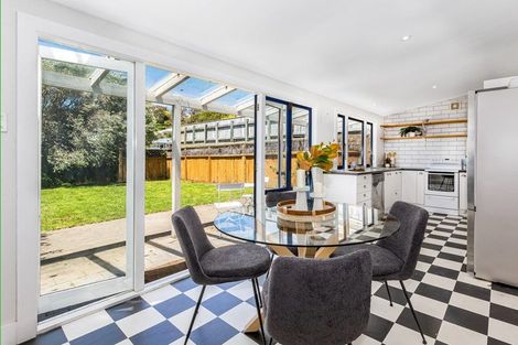 Photo of property in 43 Hanover Street, Wadestown, Wellington, 6012