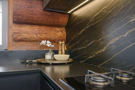 Photo of property in 5 Lapwing Lane, Mount Pleasant, Christchurch, 8081