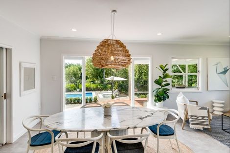 Photo of property in 121 Lane Road, Havelock North, 4130