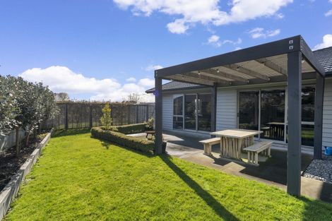 Photo of property in 12 Dow Chung Place, Otaki, 5512