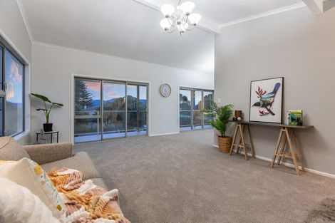 Photo of property in 16 Manly Street, Paraparaumu Beach, Paraparaumu, 5032