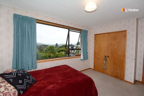 Photo of property in 35 Pioneer Crescent, Helensburgh, Dunedin, 9010