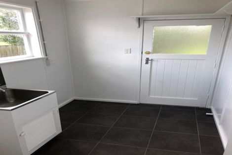 Photo of property in 8 Huxley Place, Glen Innes, Auckland, 1072