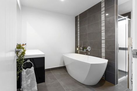 Photo of property in 48 Cassinia Close, Papamoa Beach, Papamoa, 3118