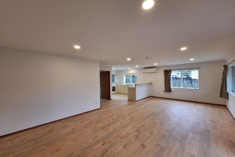 Photo of property in 1/73 Royal View Road, Te Atatu South, Auckland, 0610