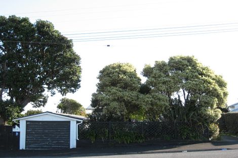 Photo of property in 18 Beach Street, Fitzroy, New Plymouth, 4312