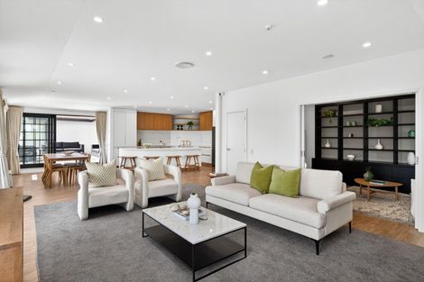 Photo of property in 3a/2 Bassett Road, Remuera, Auckland, 1050