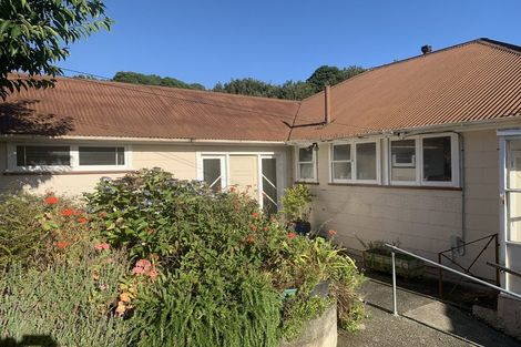 Photo of property in 8 Ngahue Crescent, Elsdon, Porirua, 5022