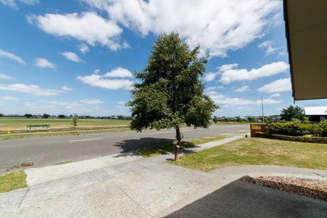 Photo of property in 127 Schnell Drive, Kelvin Grove, Palmerston North, 4414