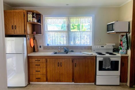 Photo of property in 6a Sunbrae Drive, Silverstream, Upper Hutt, 5019