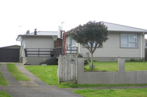 Photo of property in 11 Elm Grove, Westown, New Plymouth, 4310