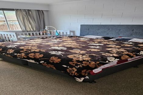 Photo of property in 3/10 Rawson Street, Tawa, Wellington, 5028