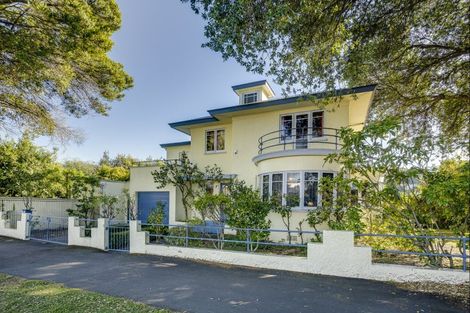 Photo of property in 2 Carnell Street, Napier South, Napier, 4110