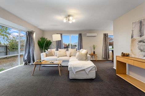 Photo of property in 633 Main North Road, Belfast, Christchurch, 8051