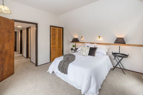 Photo of property in 76b Memorial Avenue, Ilam, Christchurch, 8053