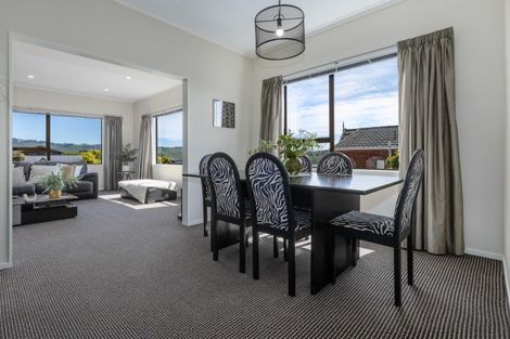 Photo of property in 9 Kinnel Grove, Papakowhai, Porirua, 5024