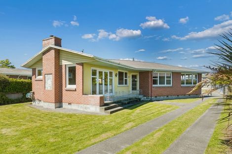 Photo of property in 107 Ohoka Road, Kaiapoi, 7630