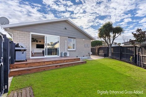 Photo of property in 1/15 Marriotts Road, North New Brighton, Christchurch, 8083