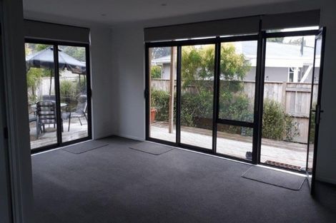 Photo of property in 11a Denbigh Place, Awapuni, Palmerston North, 4412