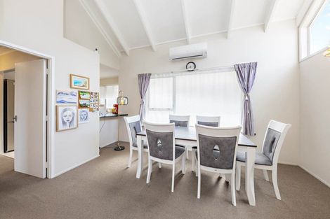 Photo of property in 1/21 Simon Ellice Drive, Bayview, Auckland, 0629