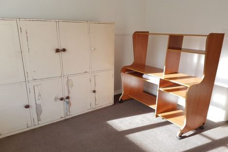 Photo of property in 8 Kawaka Street, Riccarton, Christchurch, 8041