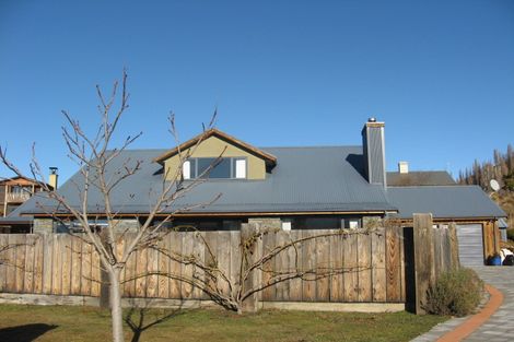 Photo of property in 17 Wellswood Way, Lower Shotover, Queenstown, 9371
