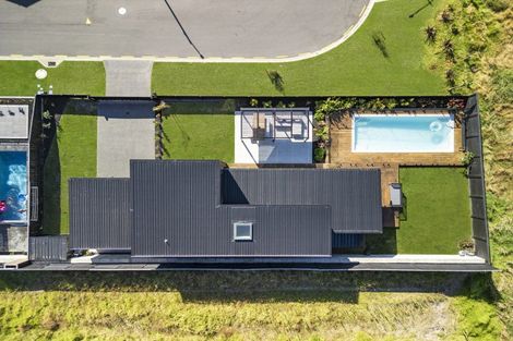 Photo of property in 12 Kuakua Close, Papamoa Beach, Papamoa, 3118