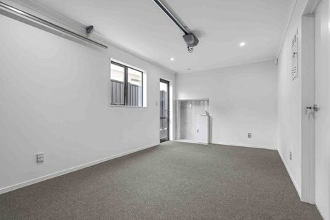 Photo of property in 14a Corolu Place, Conifer Grove, Takanini, 2112