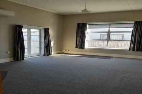 Photo of property in 214 Whitaker Street, Whataupoko, Gisborne, 4010