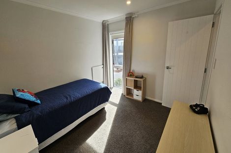 Photo of property in 13 Birdie Lane, Waiwhakaiho, New Plymouth, 4312