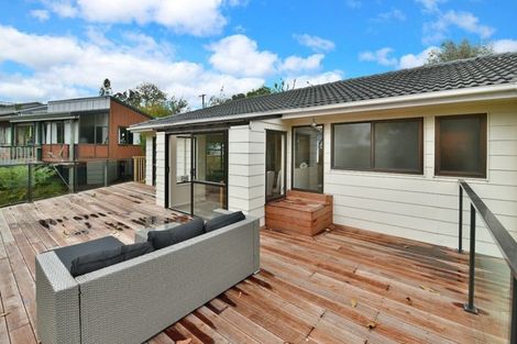 Photo of property in 73 Arran Road, Browns Bay, Auckland, 0630