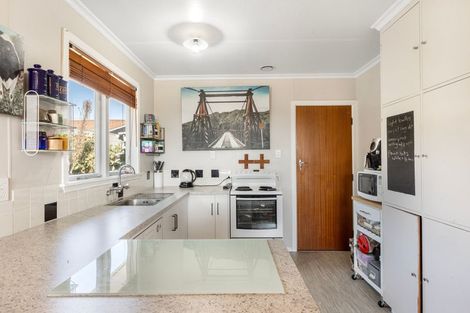 Photo of property in 8 Omata Road, Westown, New Plymouth, 4310