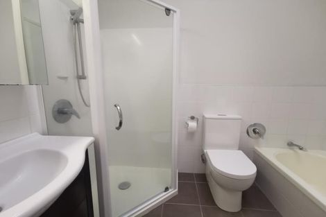 Photo of property in 46 Colonial Road, Birkenhead, Auckland, 0626