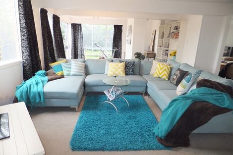 Photo of property in 211 Avonhead Road, Avonhead, Christchurch, 8042