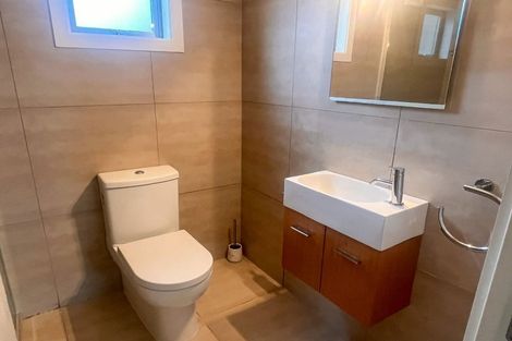 Photo of property in 15 Drayton Drive, Mount Pleasant, Christchurch, 8081