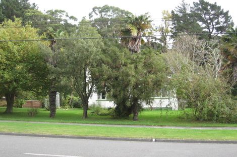 Photo of property in 18a Tawhai Street, Stokes Valley, Lower Hutt, 5019